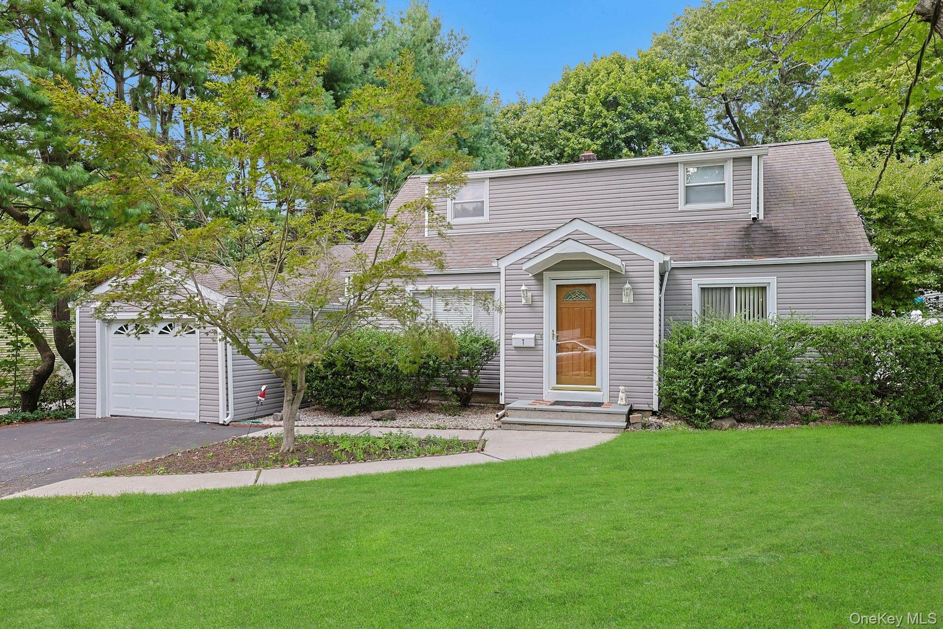 7 Birchbrook Road, Ossining, NY 10562