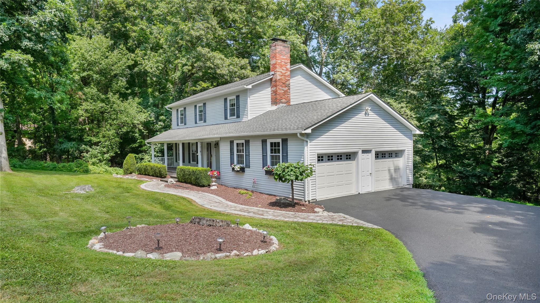 16 Pellbridge Drive, Hopewell Junction, NY 12533