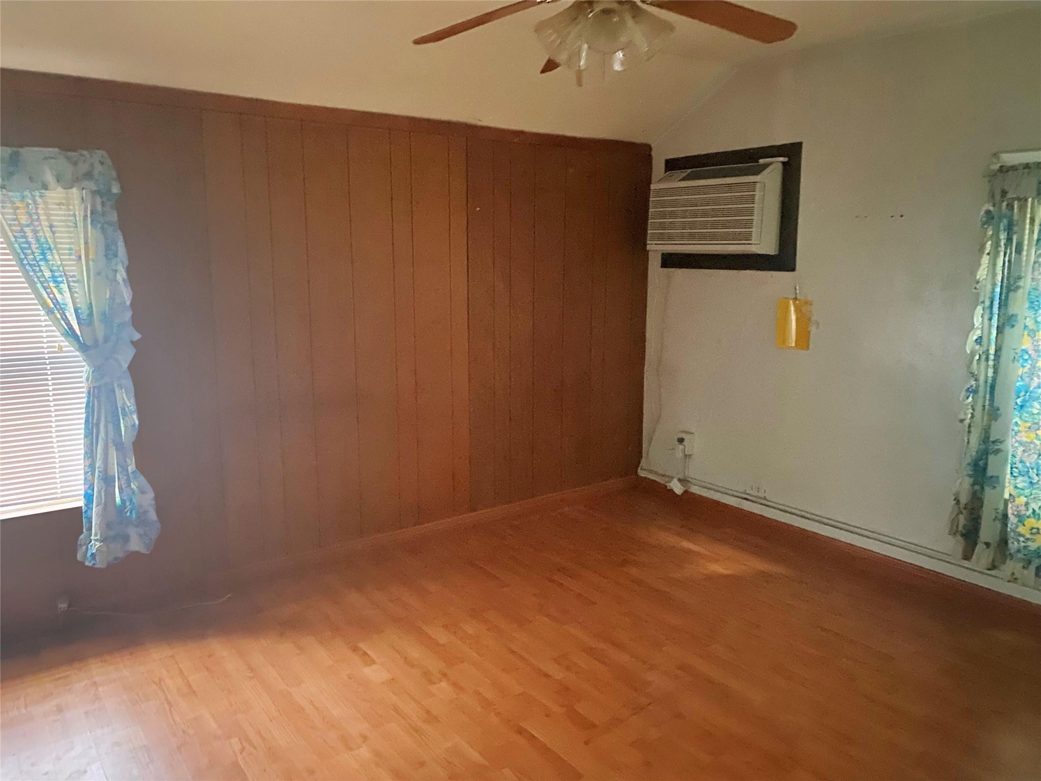 1 Lewis Place, Lynbrook, NY 11563