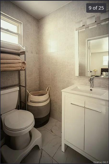 1016 Westwood Road, Woodmere, NY 11598