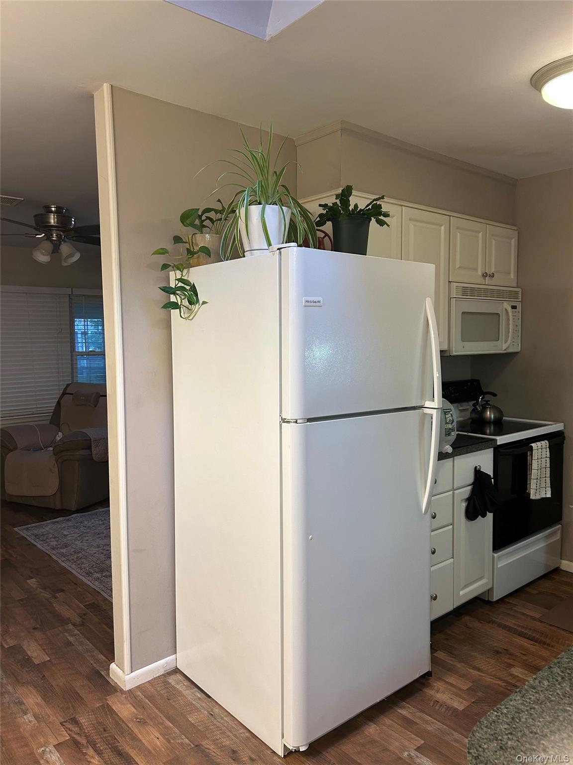 166 Ventry Court # B, Ridge, NY 11961