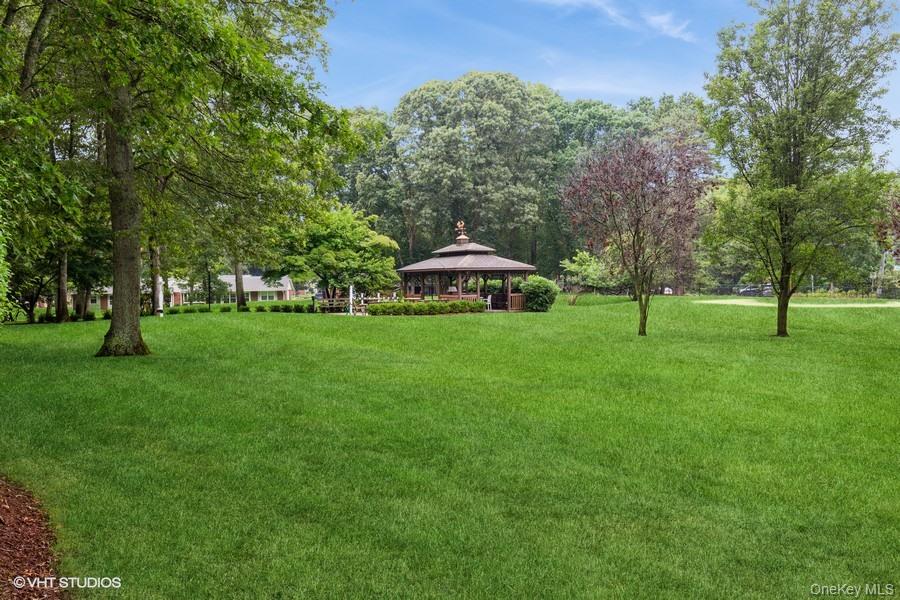 166 Ventry Court # B, Ridge, NY 11961