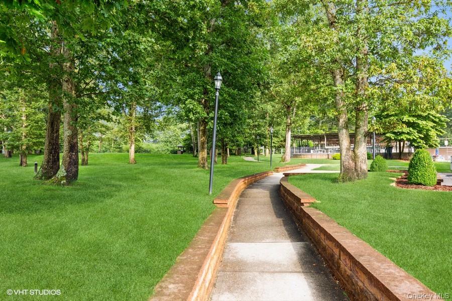 166 Ventry Court # B, Ridge, NY 11961