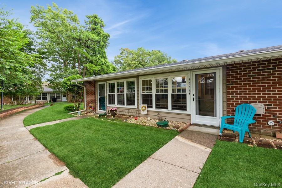 166 Ventry Court # B, Ridge, NY 11961