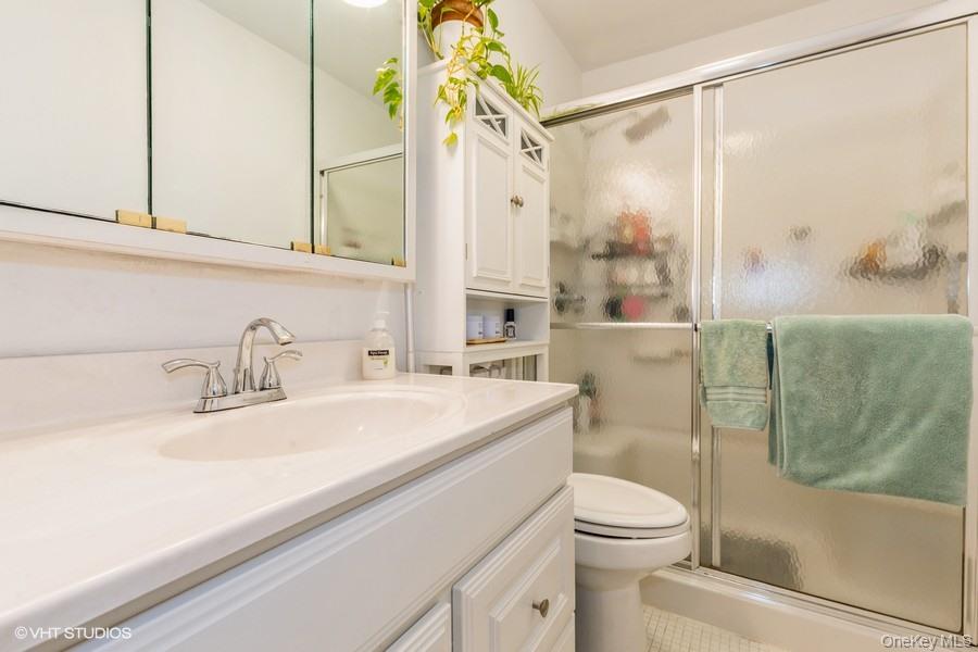 166 Ventry Court # B, Ridge, NY 11961