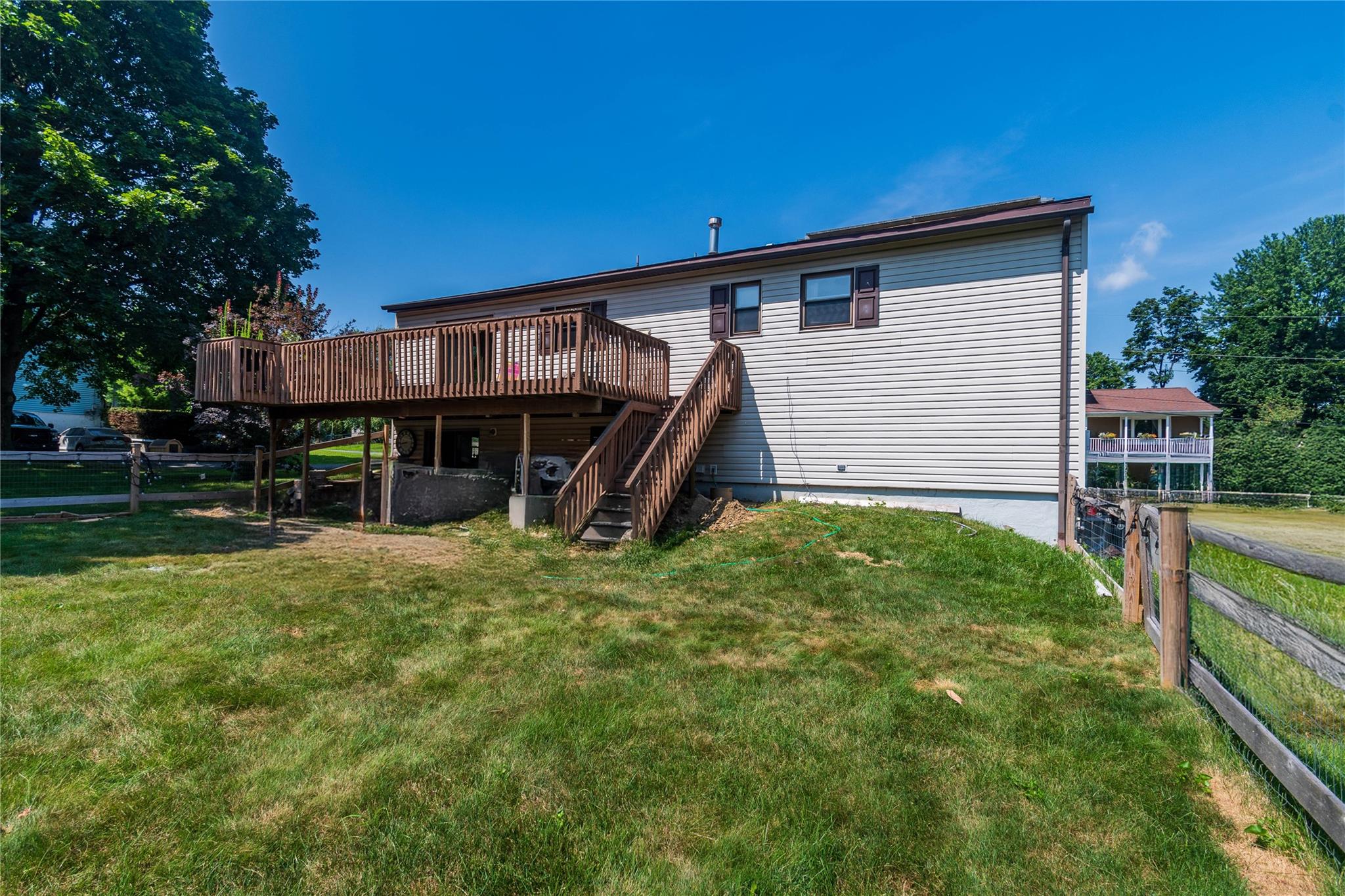 12 Oxford Road, New Windsor, NY 12553