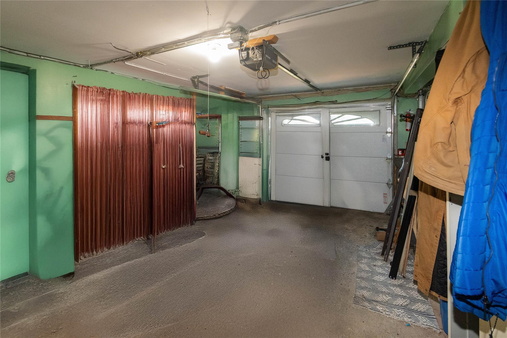 12 Oxford Road, New Windsor, NY 12553