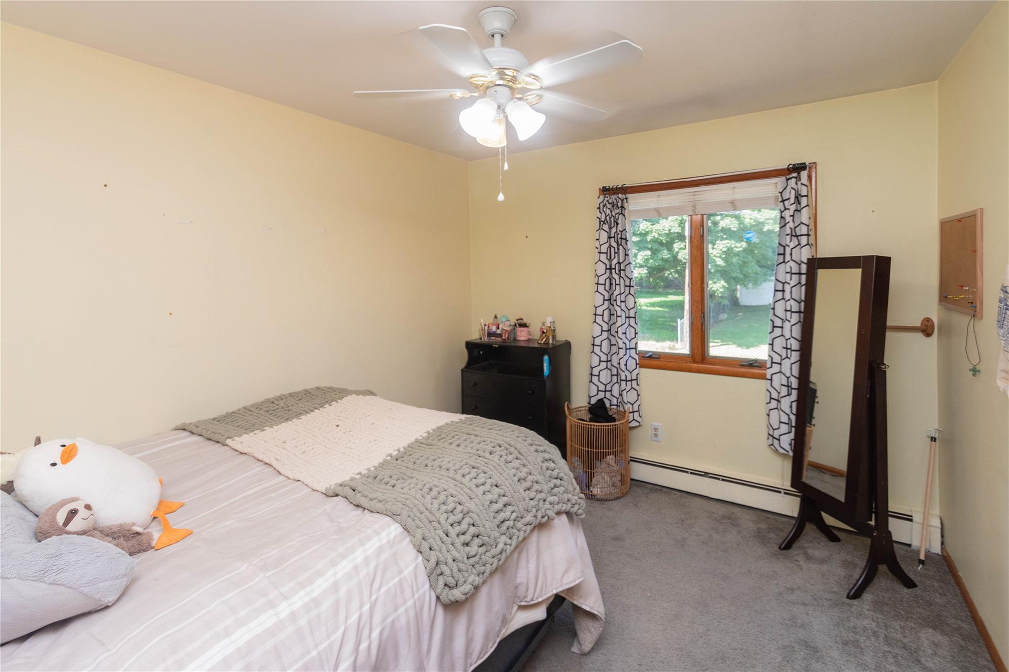 12 Oxford Road, New Windsor, NY 12553