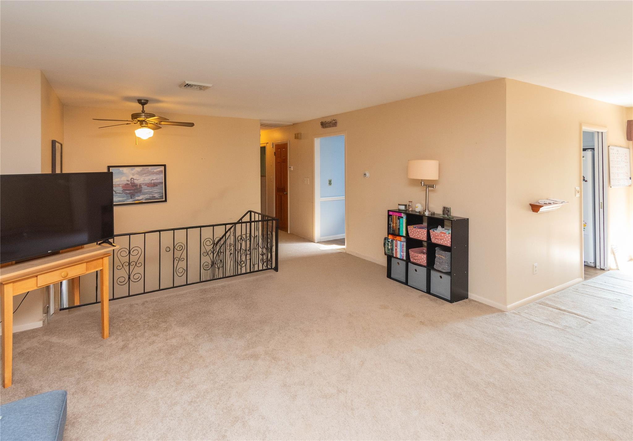 12 Oxford Road, New Windsor, NY 12553