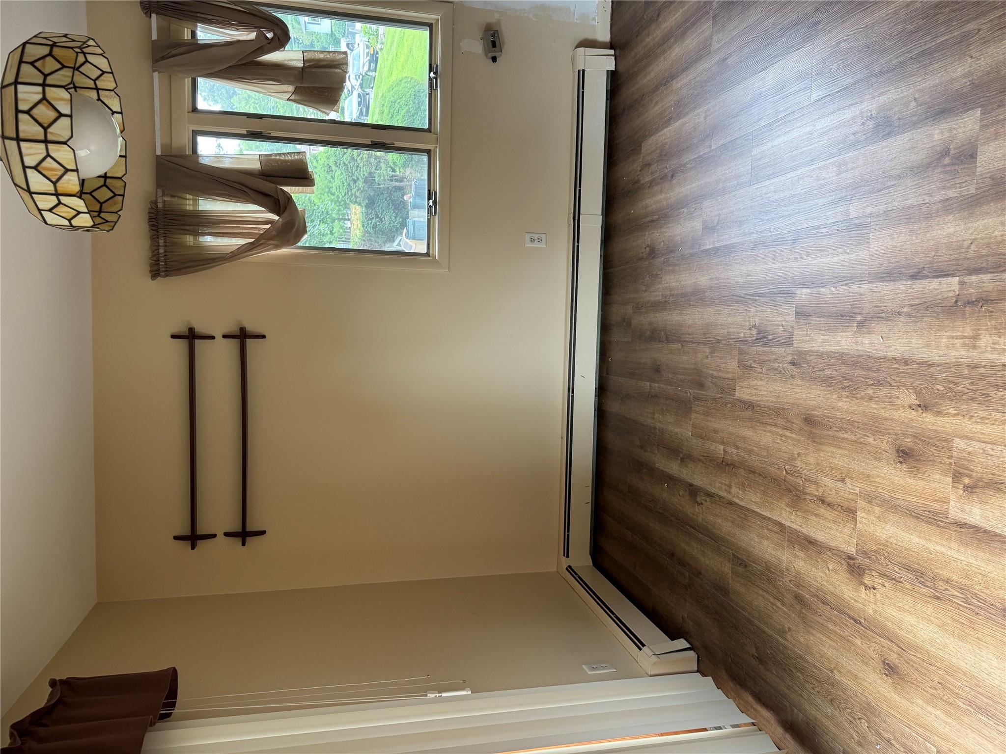 12 Oxford Road, New Windsor, NY 12553