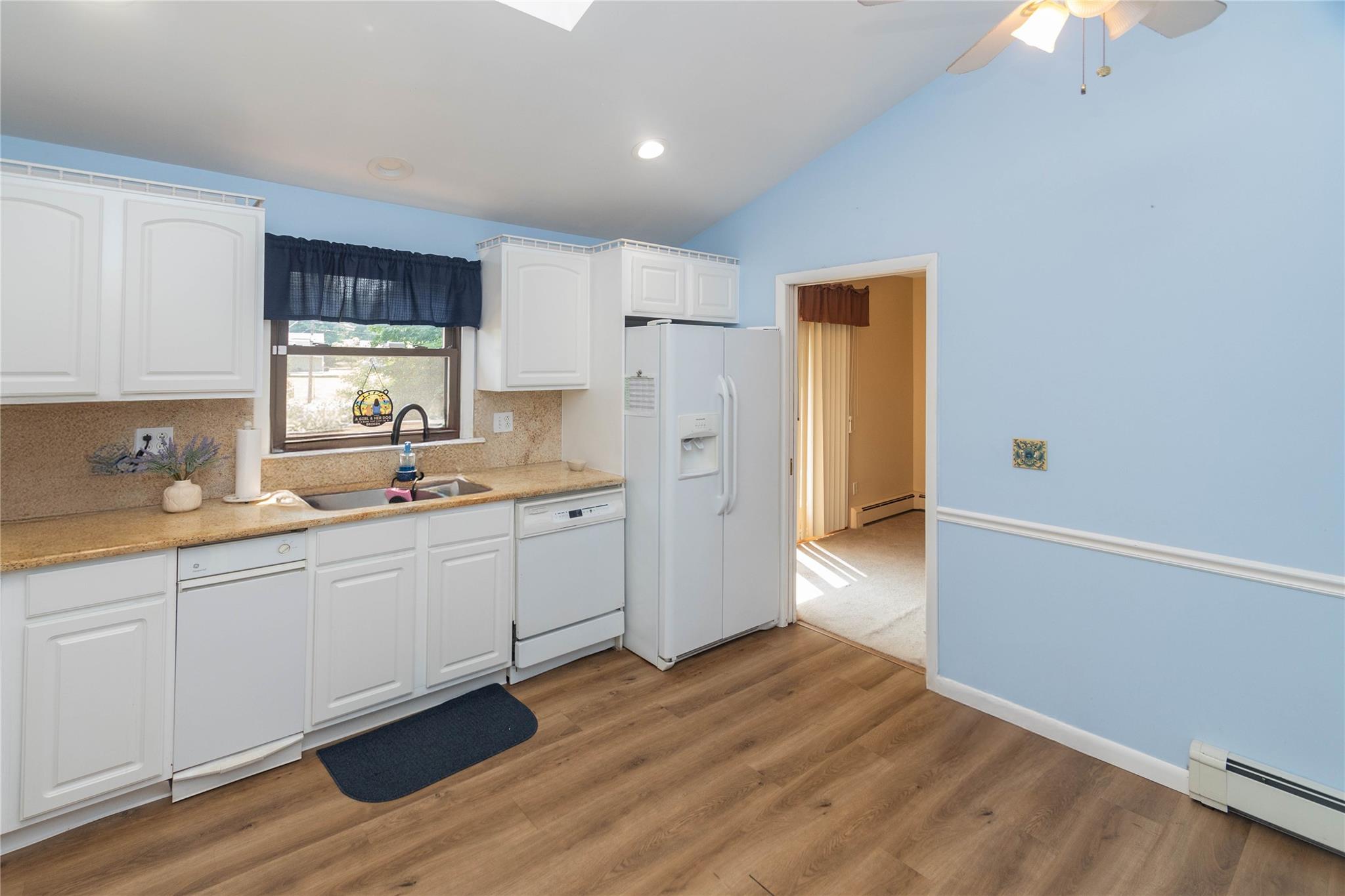 12 Oxford Road, New Windsor, NY 12553