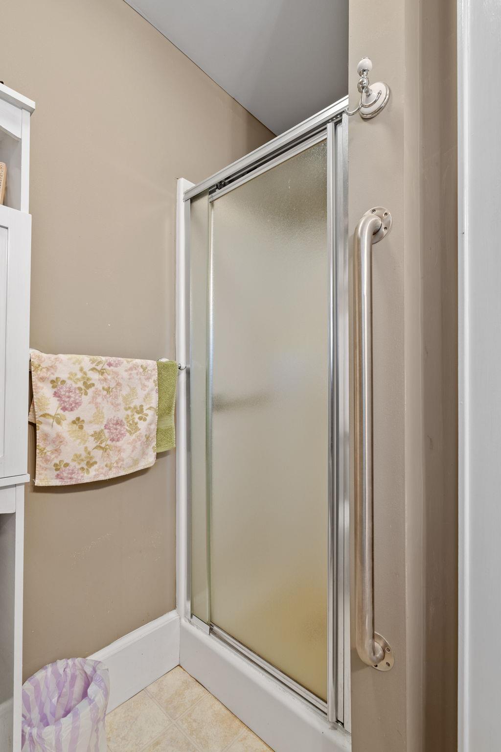 8 Hillcrest Avenue, Ellenville, NY 12428