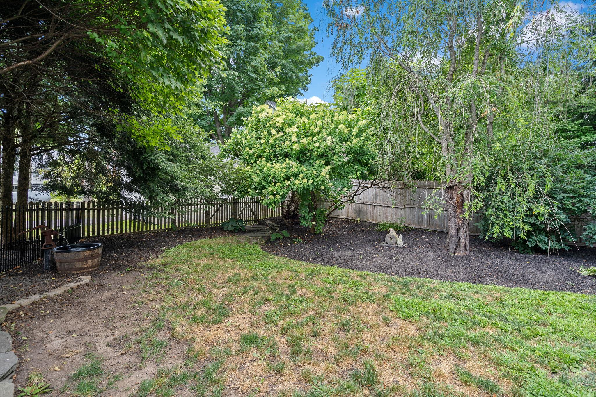 8 Hillcrest Avenue, Ellenville, NY 12428