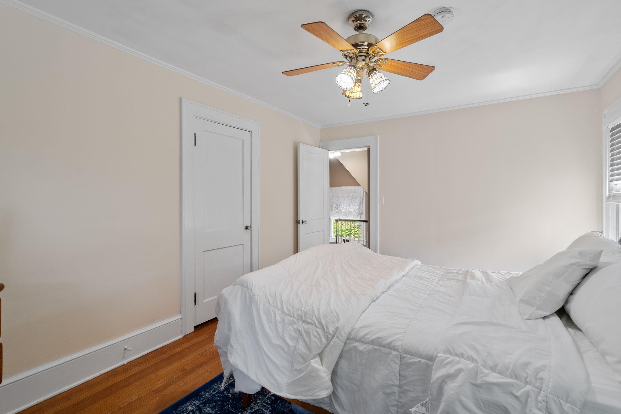 8 Hillcrest Avenue, Ellenville, NY 12428