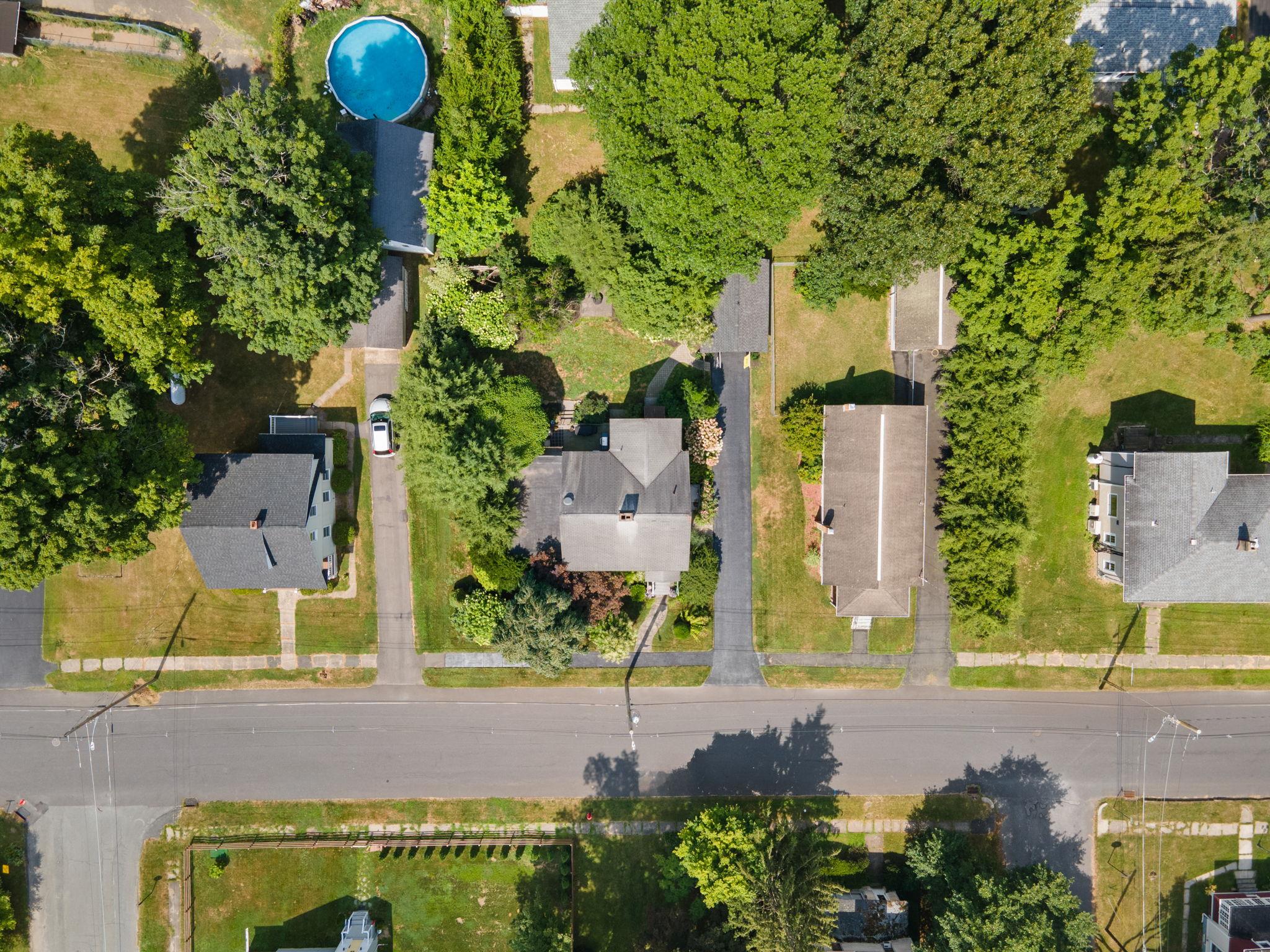 8 Hillcrest Avenue, Ellenville, NY 12428