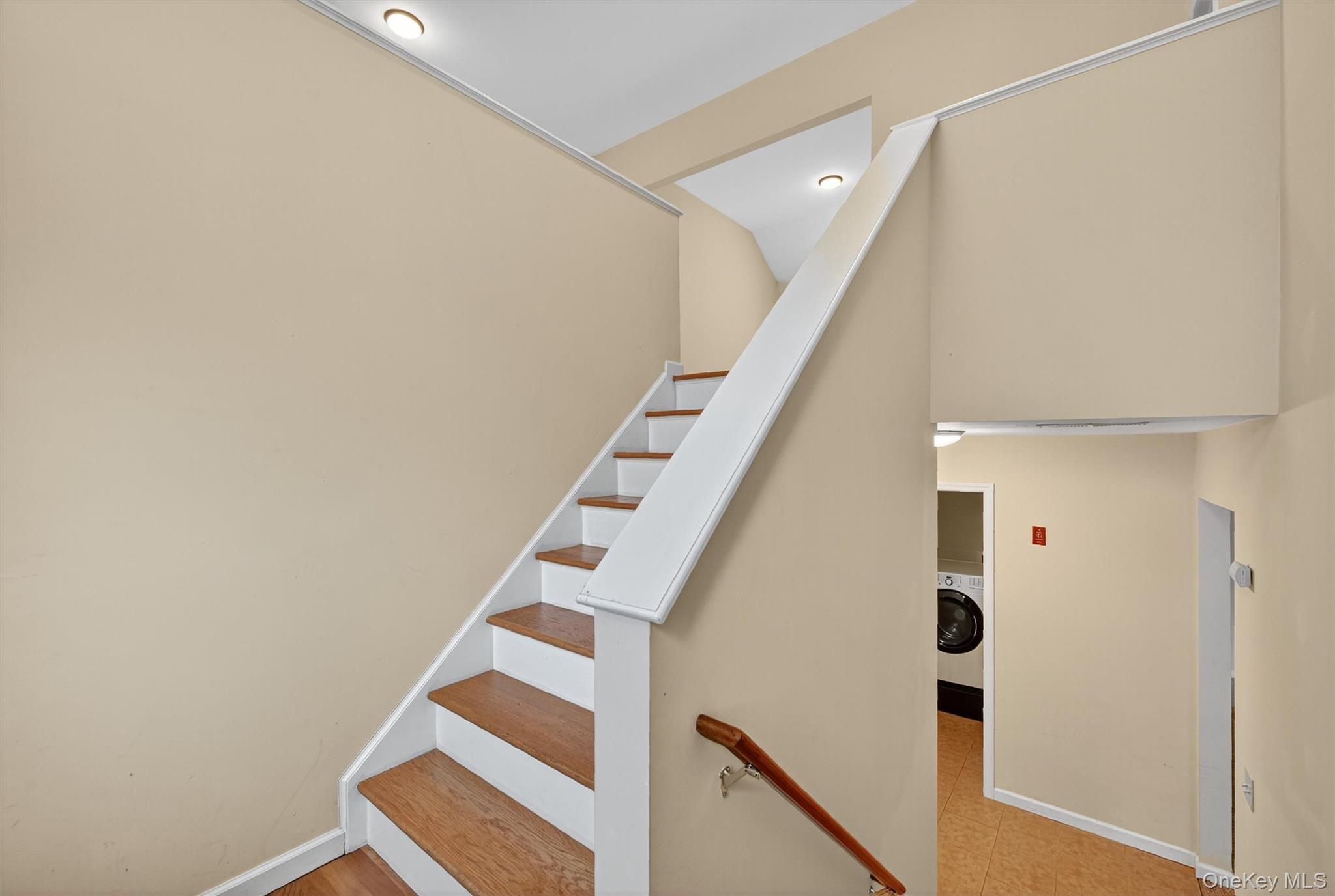 1974 St Rte 32, New Windsor, NY 12553