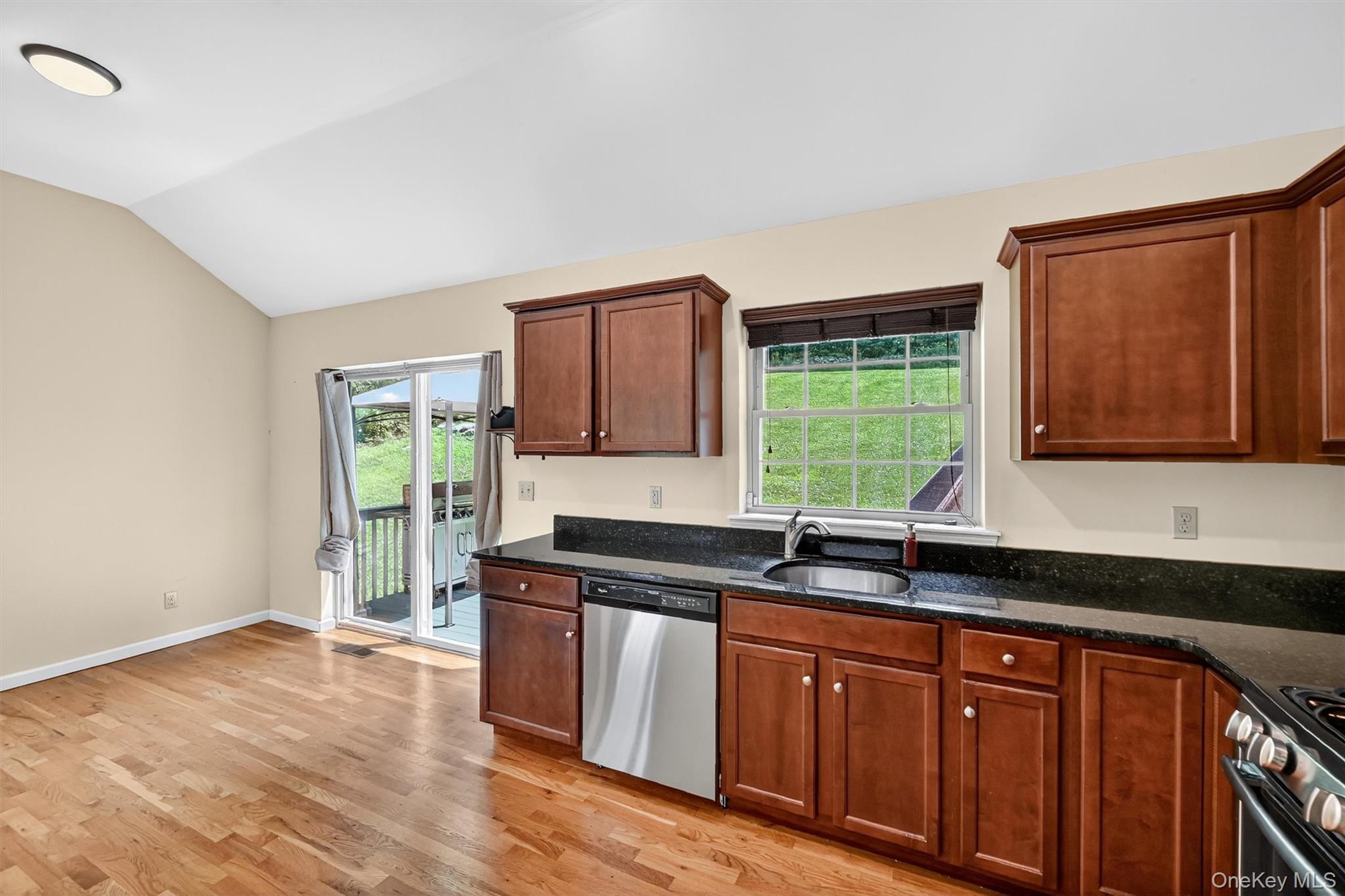 1974 St Rte 32, New Windsor, NY 12553