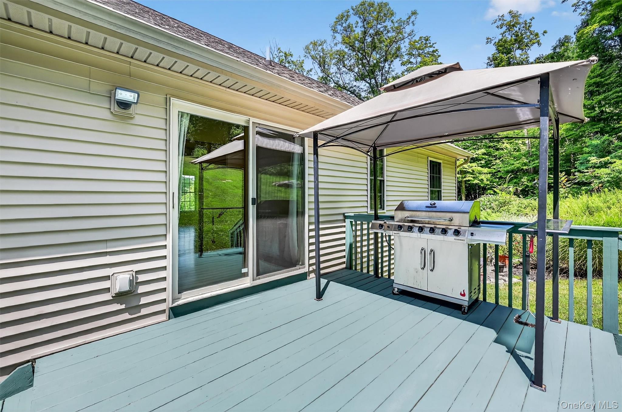 1974 St Rte 32, New Windsor, NY 12553