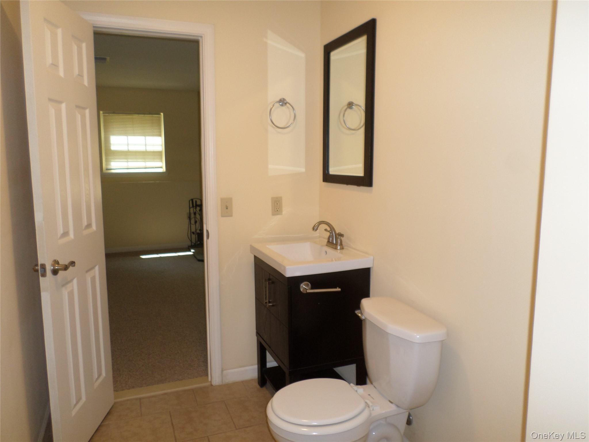 1974 St Rte 32, New Windsor, NY 12553