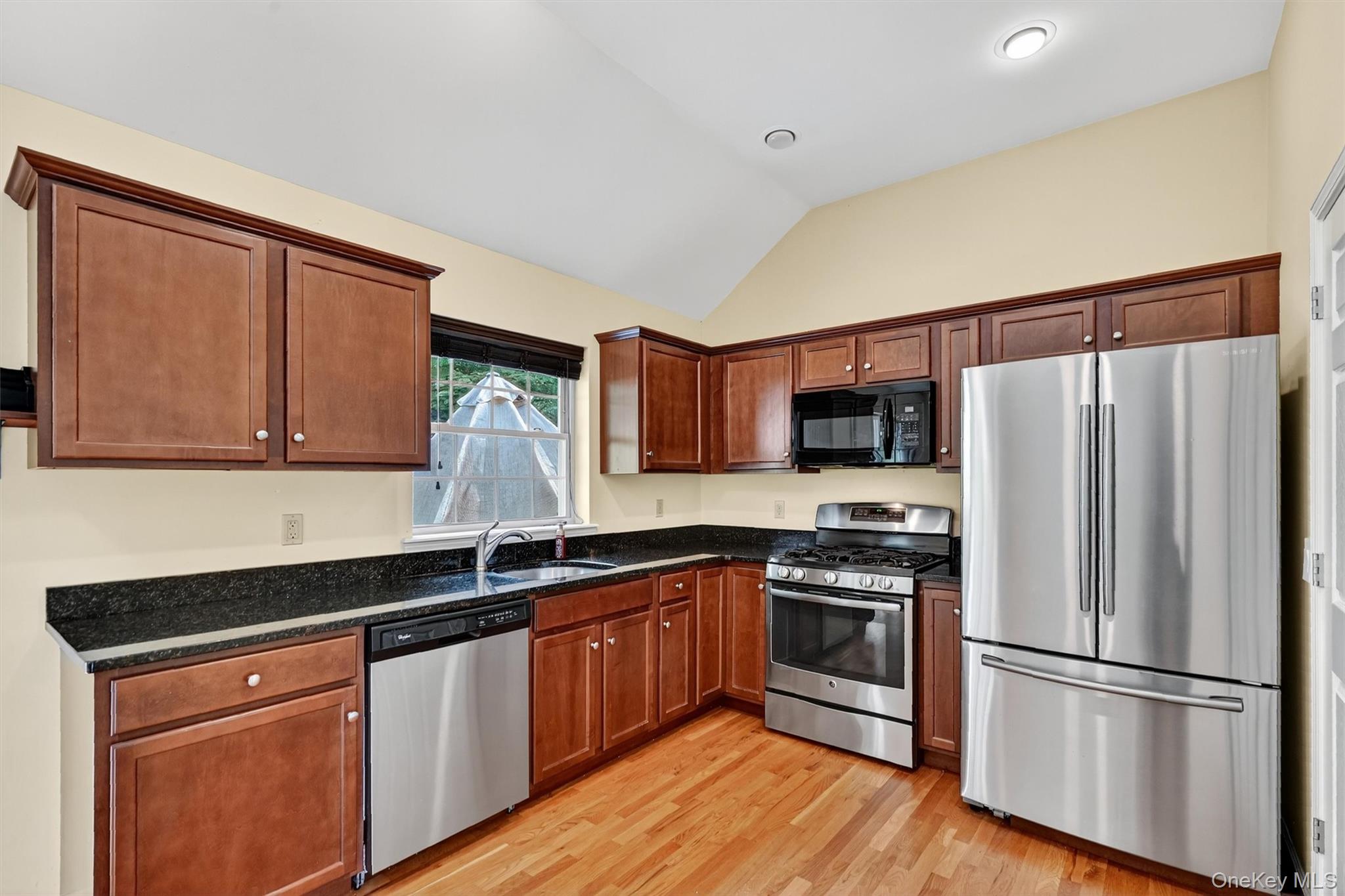 1974 St Rte 32, New Windsor, NY 12553