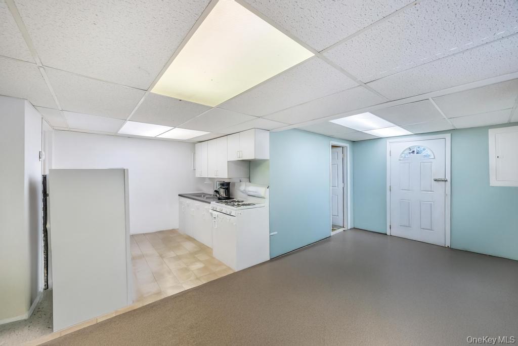 371 W 20th Street, Deer Park, NY 11729