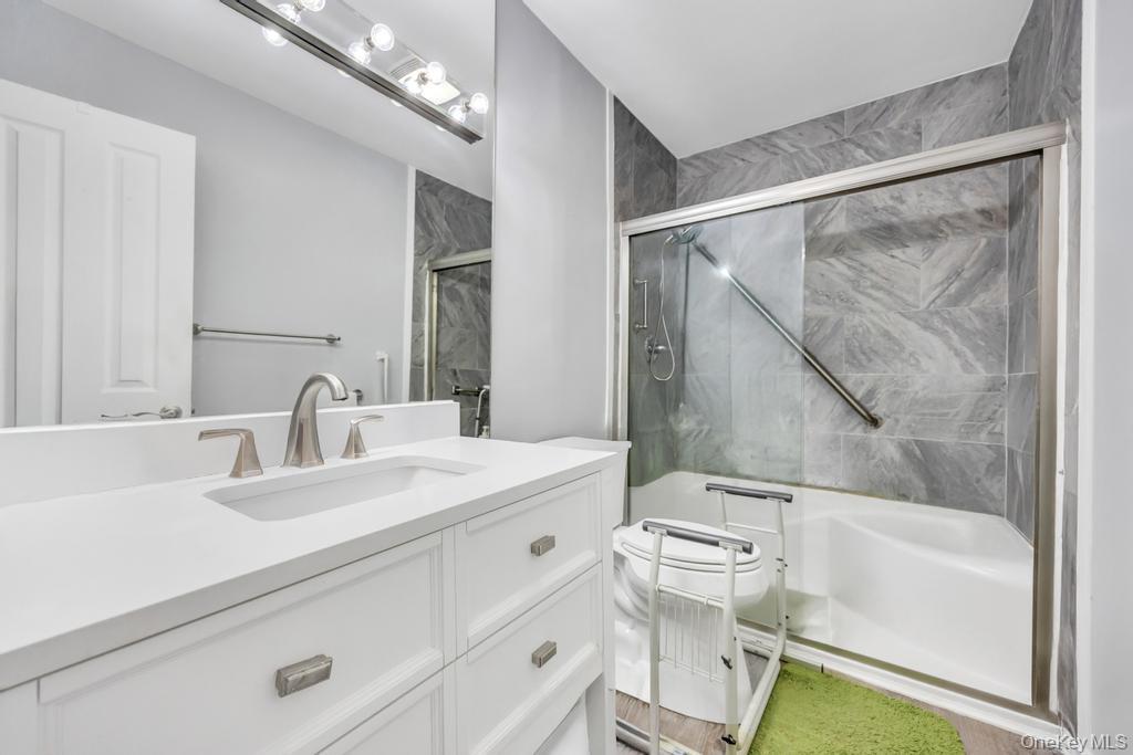 371 W 20th Street, Deer Park, NY 11729