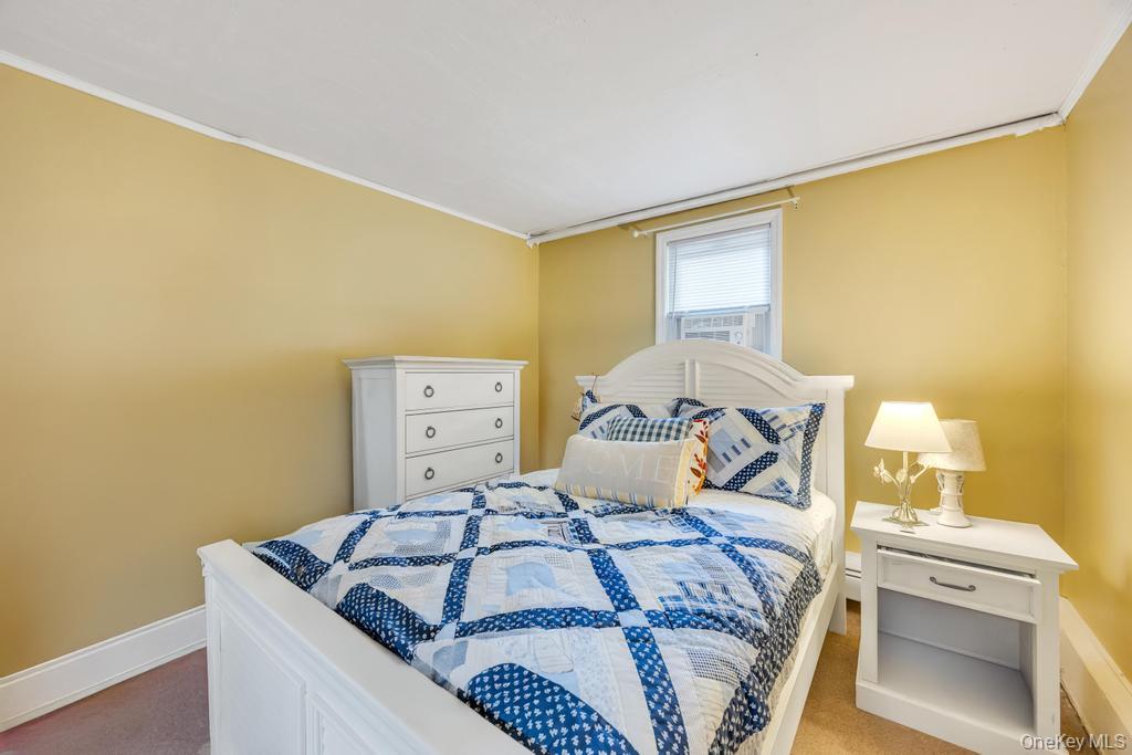 371 W 20th Street, Deer Park, NY 11729