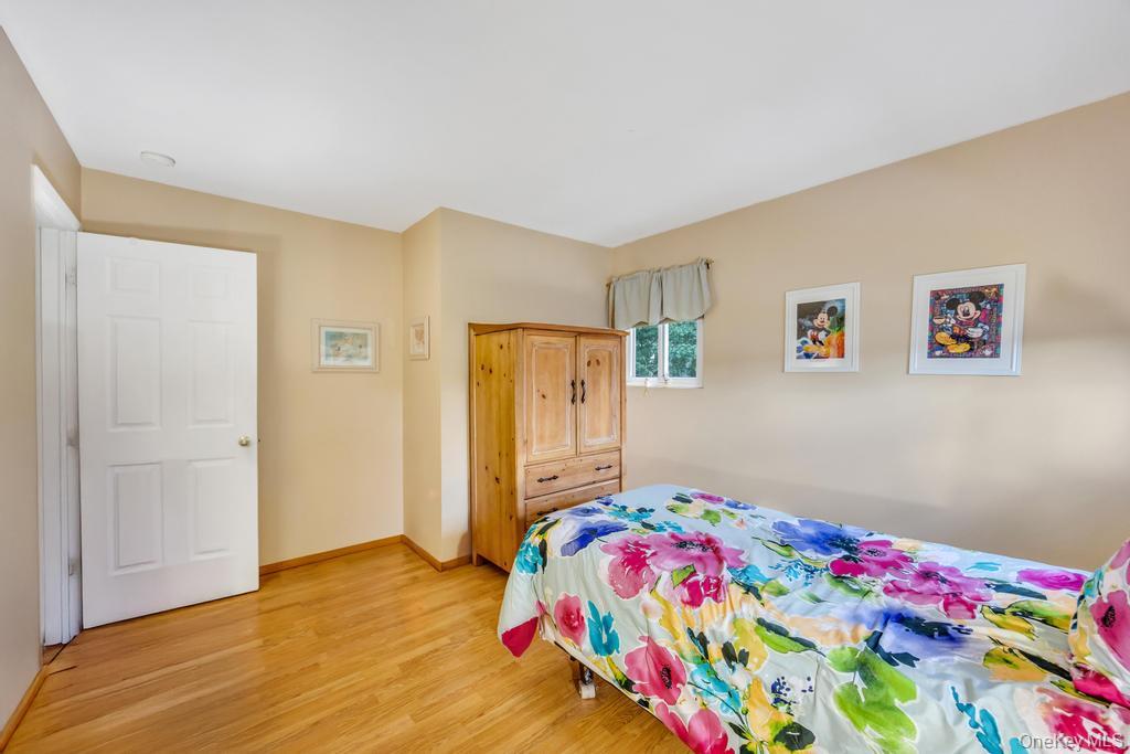 371 W 20th Street, Deer Park, NY 11729