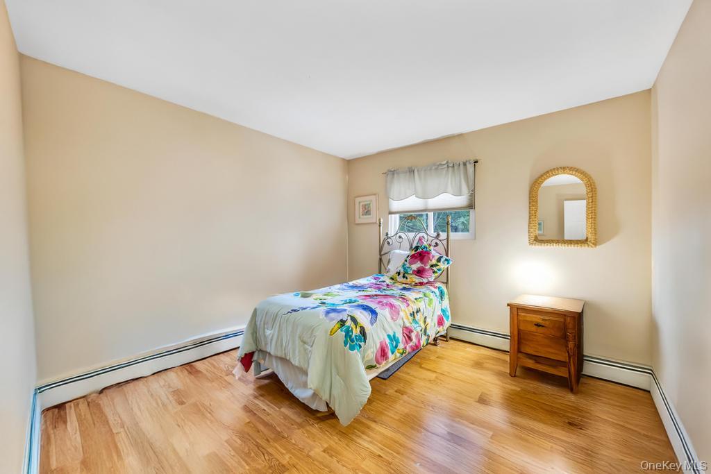 371 W 20th Street, Deer Park, NY 11729