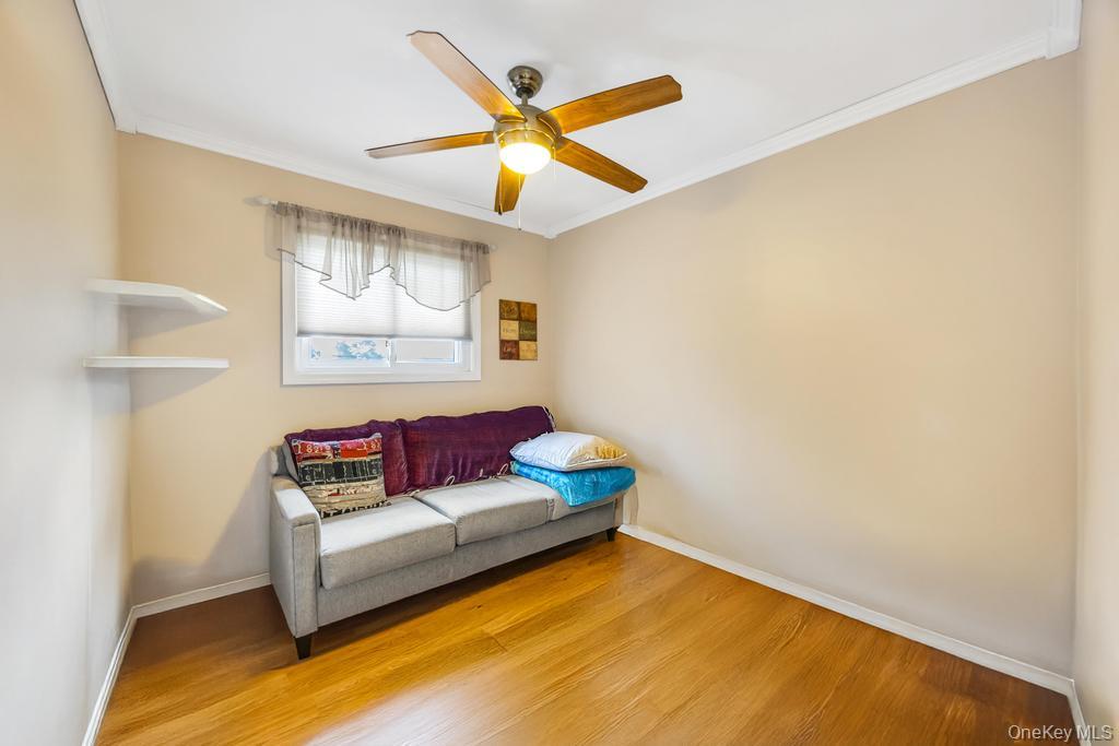 371 W 20th Street, Deer Park, NY 11729