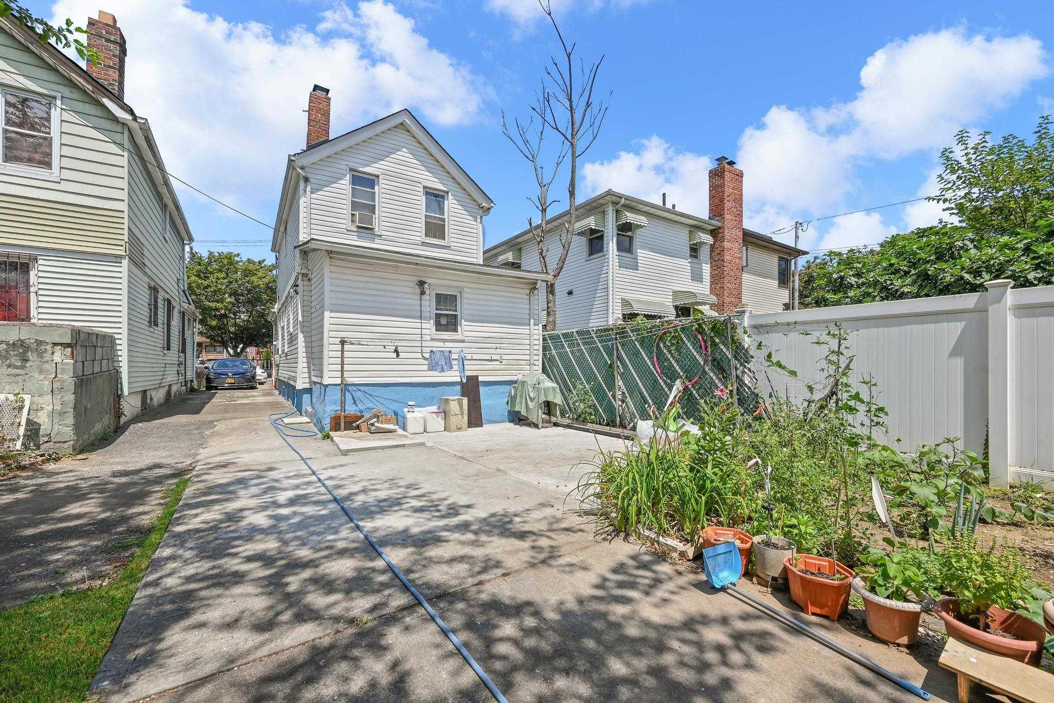 13814 111th Avenue, Jamaica, NY 11435