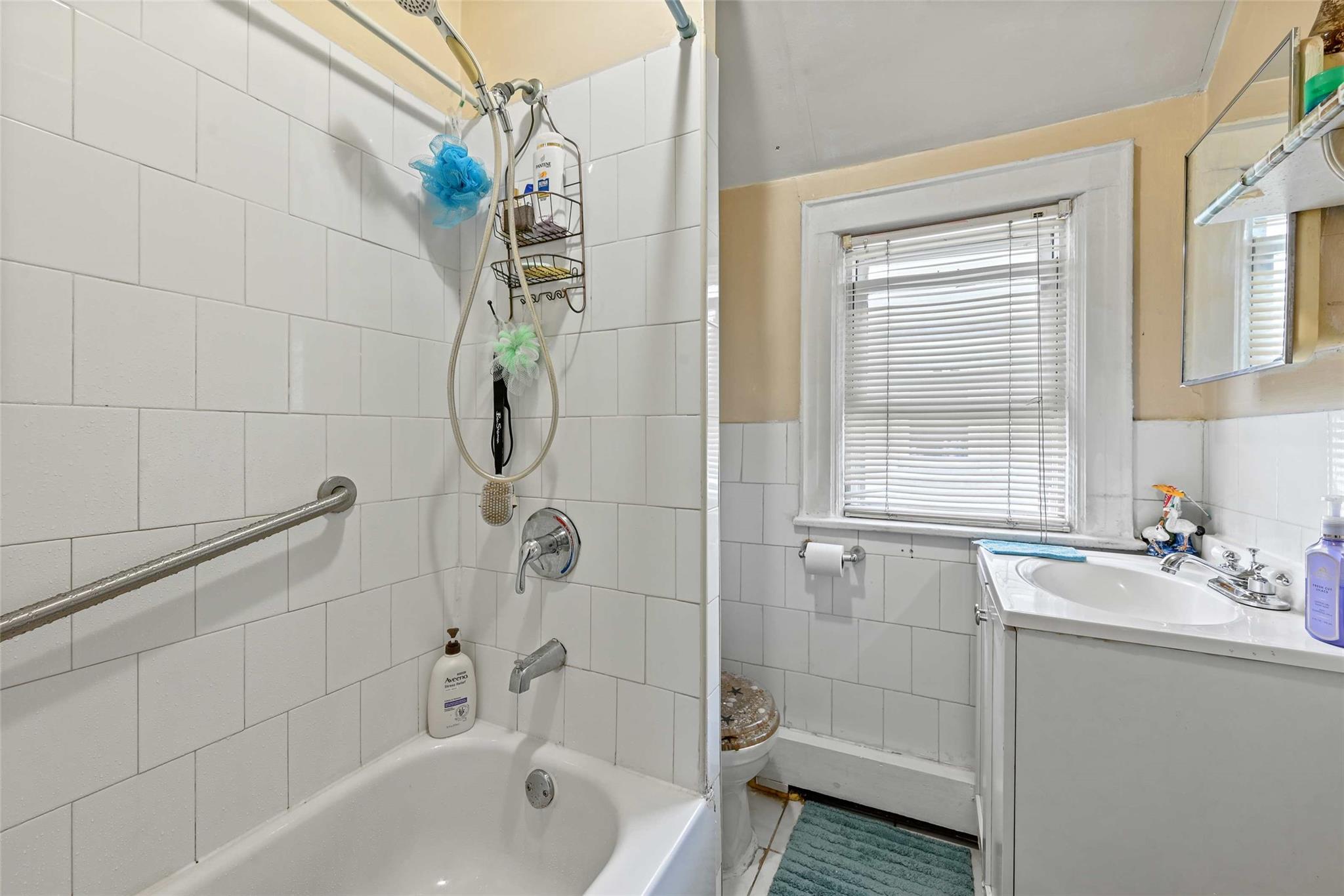 13814 111th Avenue, Jamaica, NY 11435