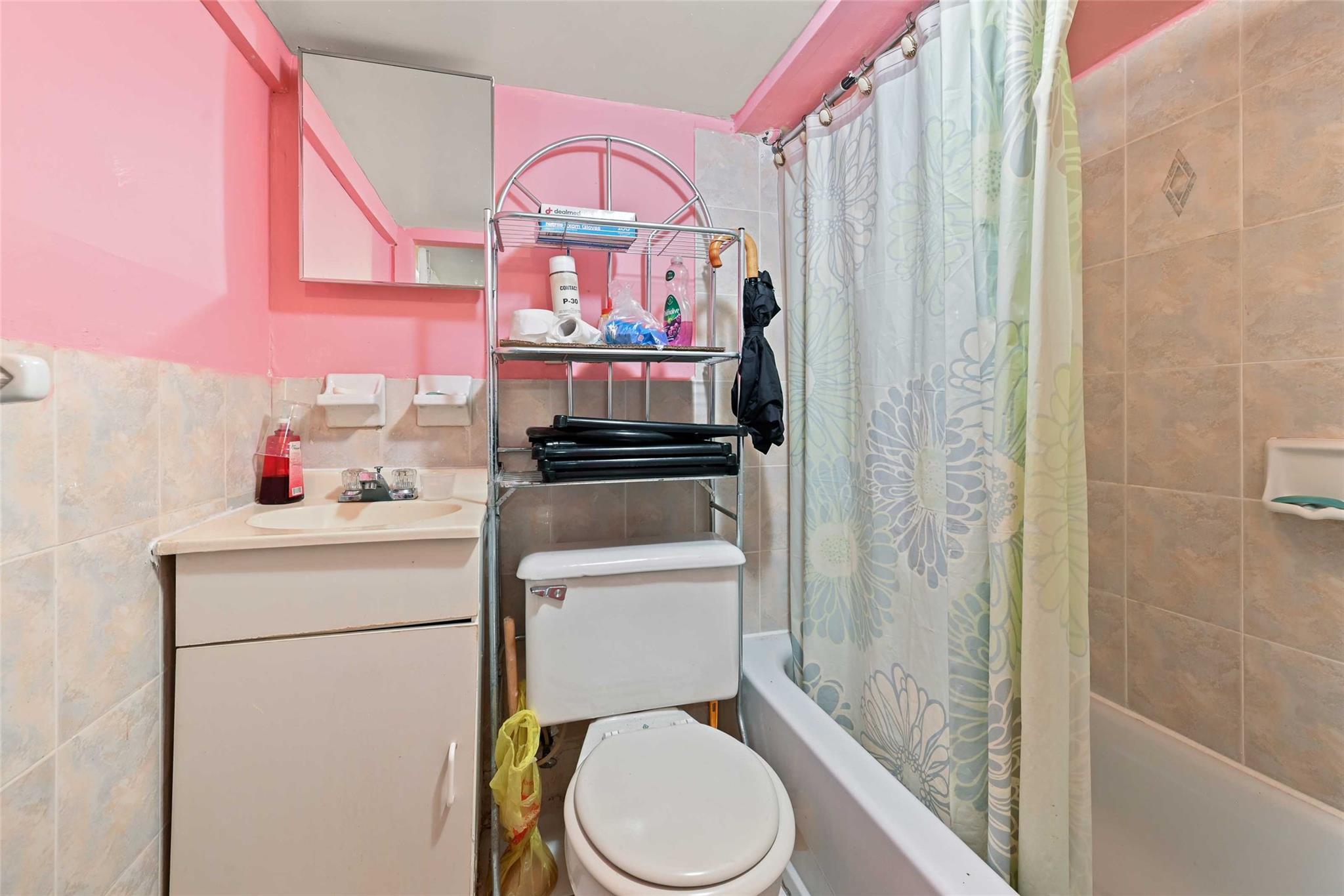 13814 111th Avenue, Jamaica, NY 11435