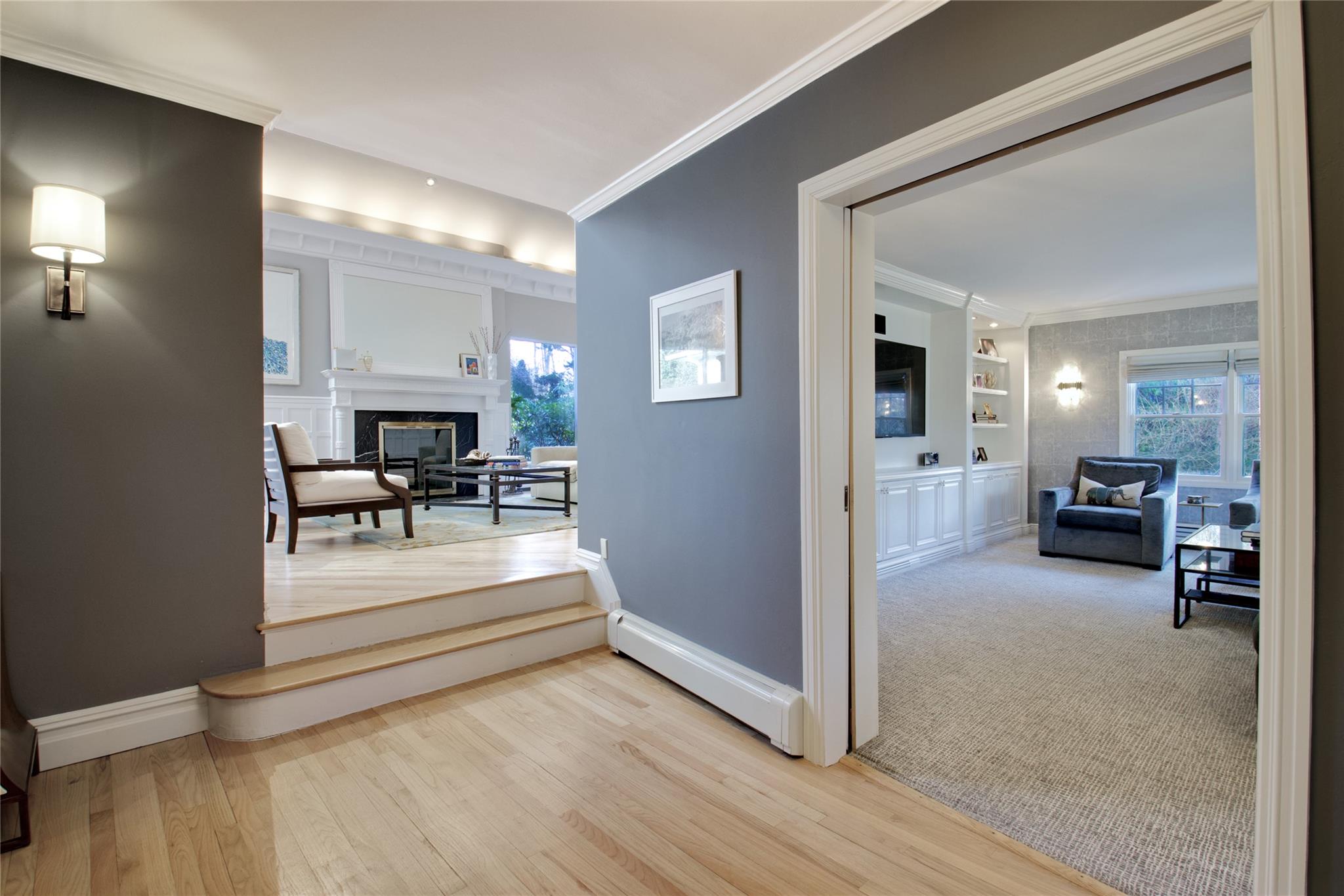 75 Chestnut Drive, East Hills, NY 11576