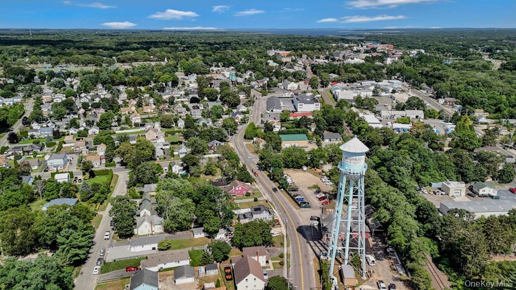 1031 West Street, Riverhead, NY 11901