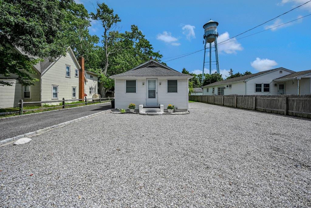 1031 West Street, Riverhead, NY 11901