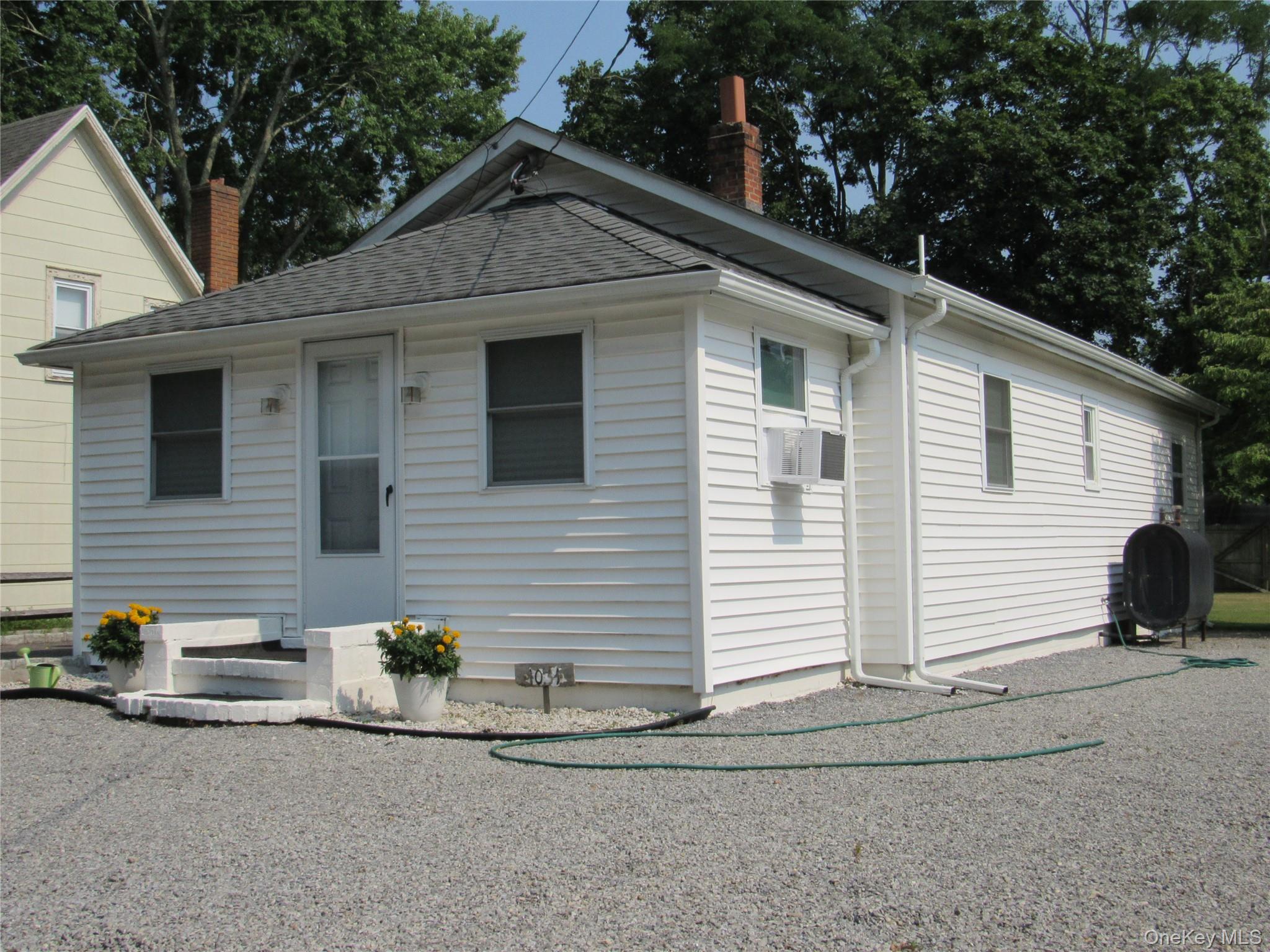 1031 West Street, Riverhead, NY 11901