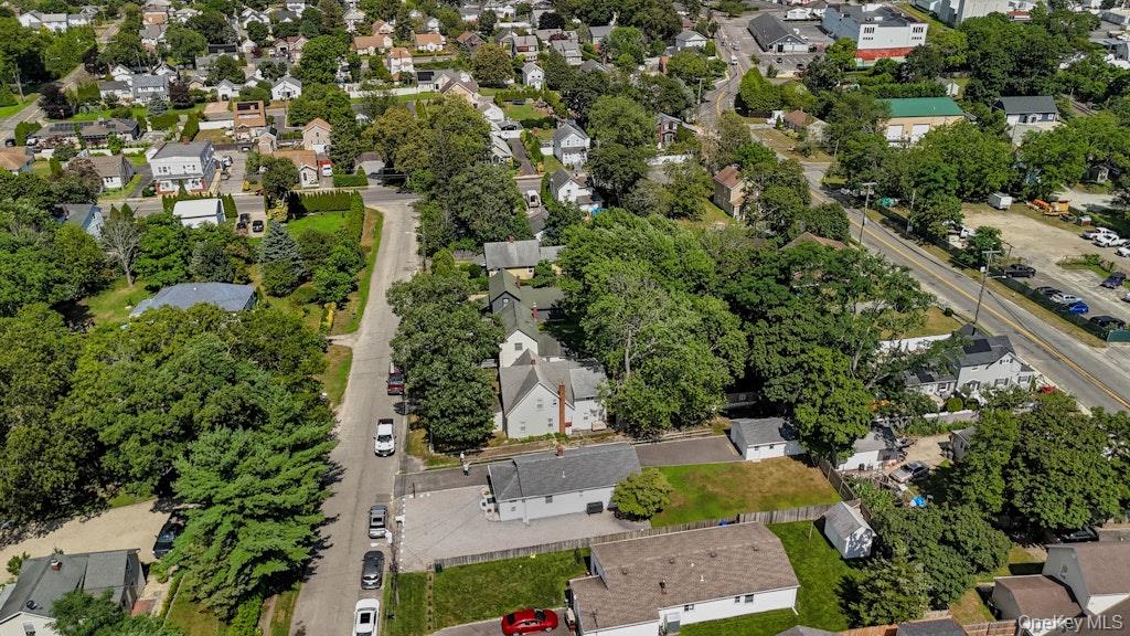 1031 West Street, Riverhead, NY 11901