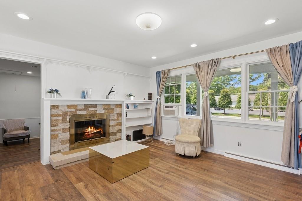 7 Mortimer Street, Westhampton Beach, NY 11978