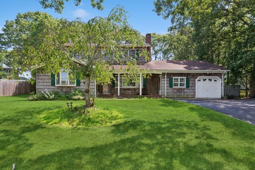 7 Mortimer Street, Westhampton Beach, NY 11978
