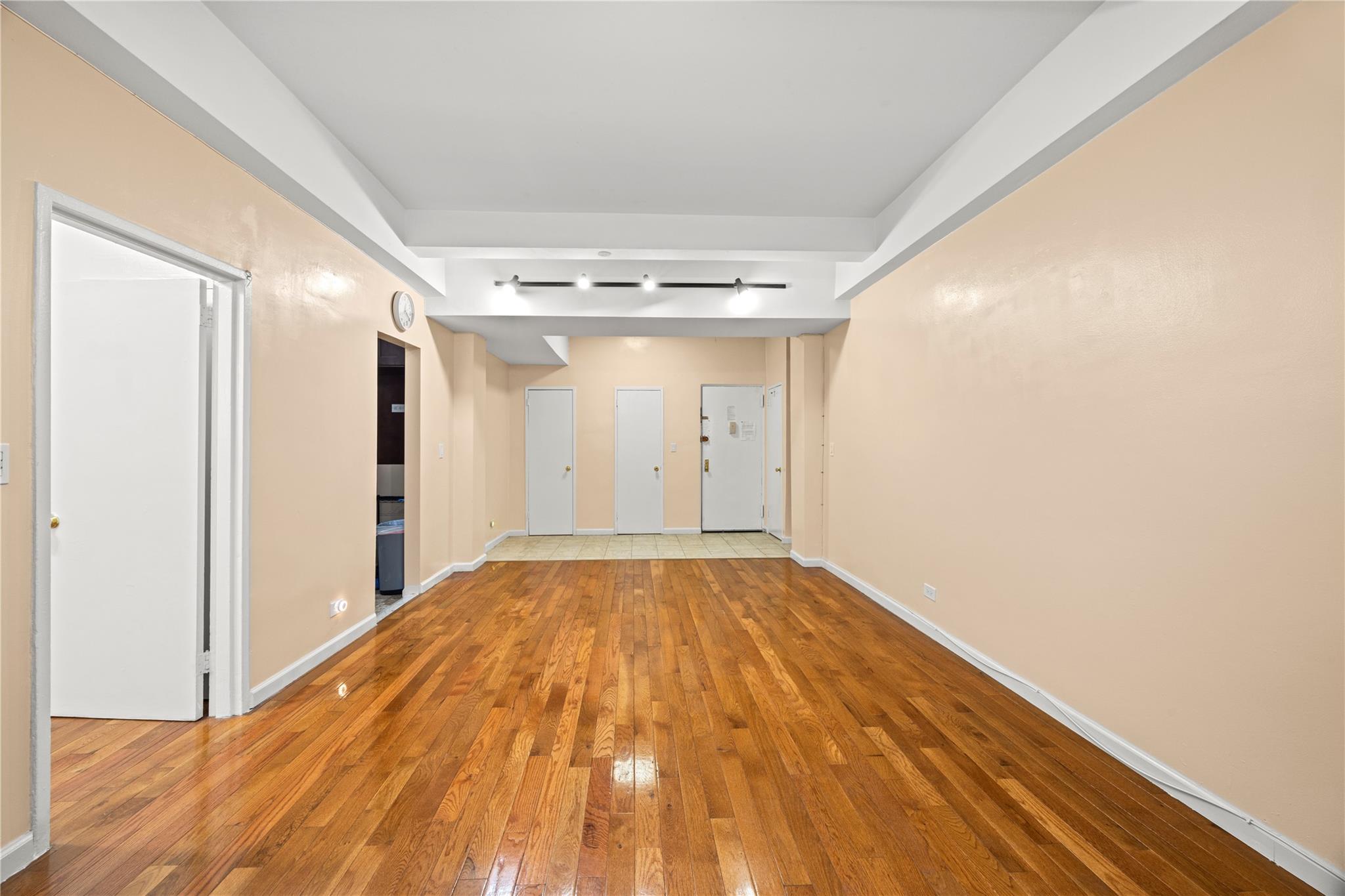 3520 Tryon Avenue # 104, Bronx, NY 10467