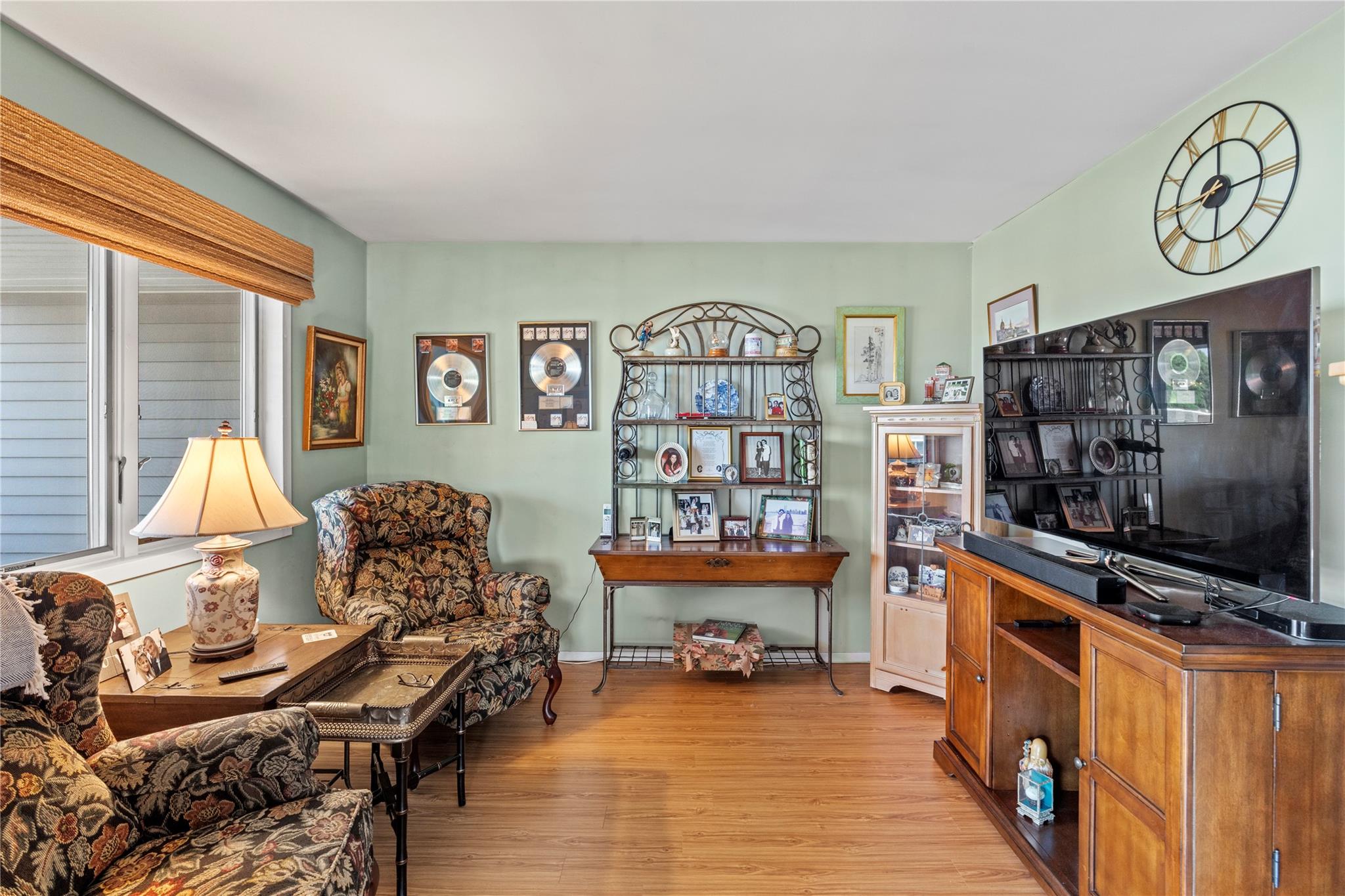 3111 Bluffs Drive S, Baiting Hollow, NY 11933