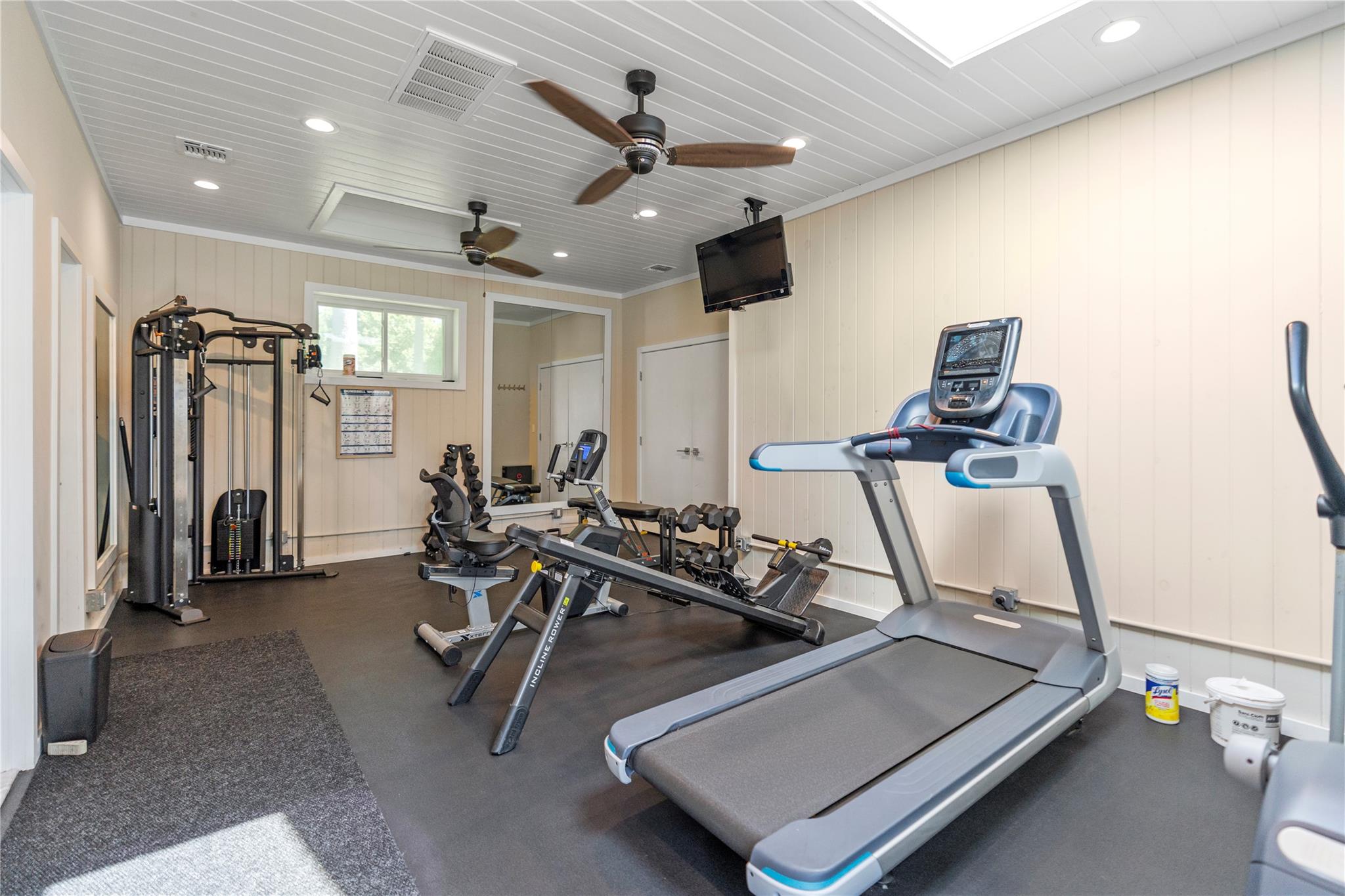 3111 Bluffs Drive S, Baiting Hollow, NY 11933