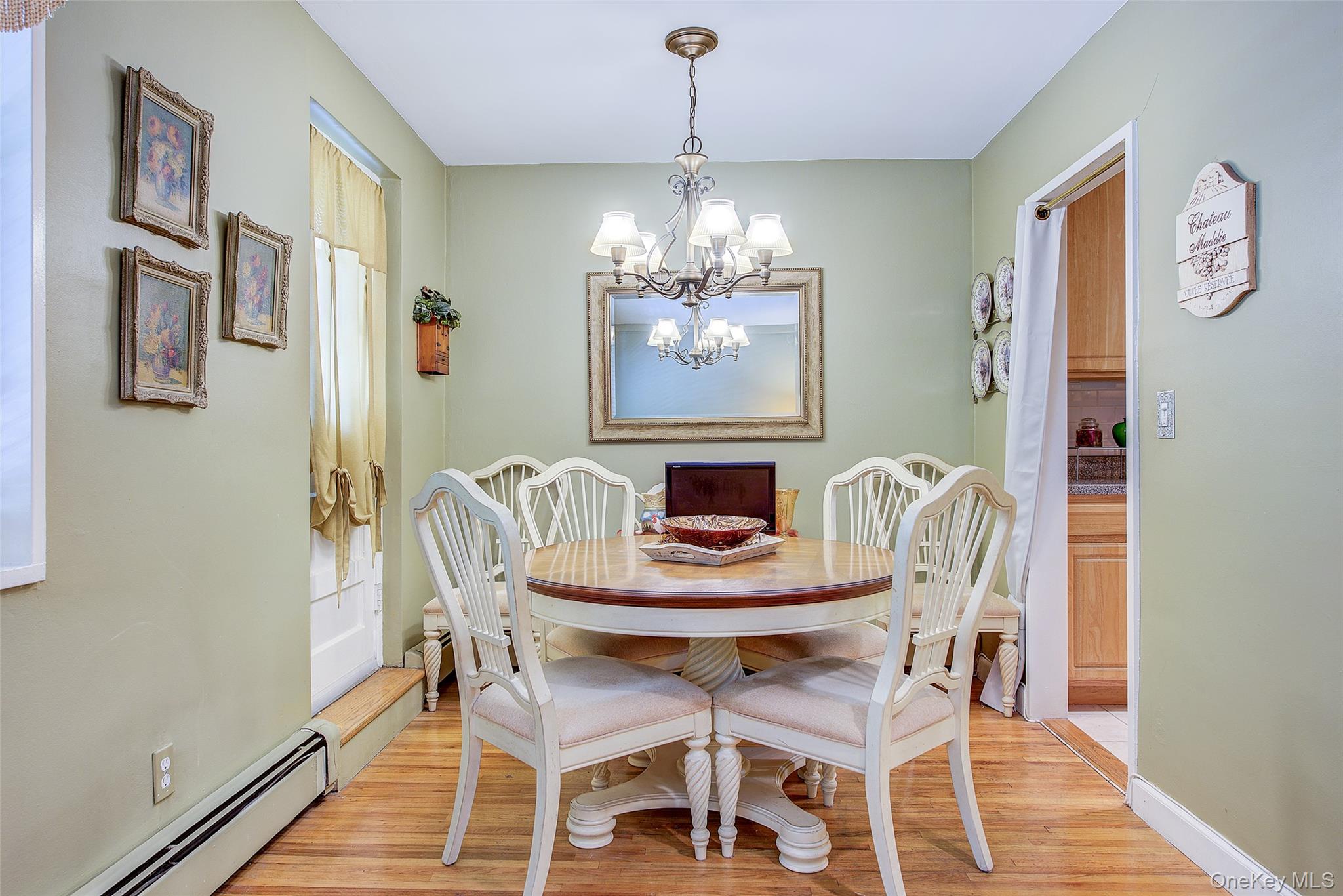 25 Park Place # 3P, Great Neck, NY 11021