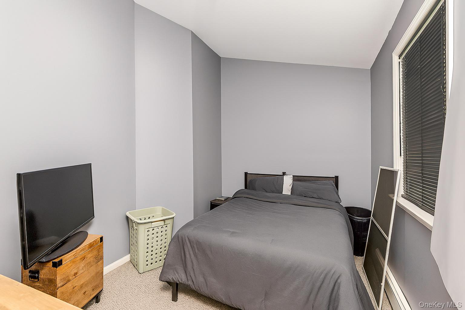 10 Matsunaye Drive, Medford, NY 11763