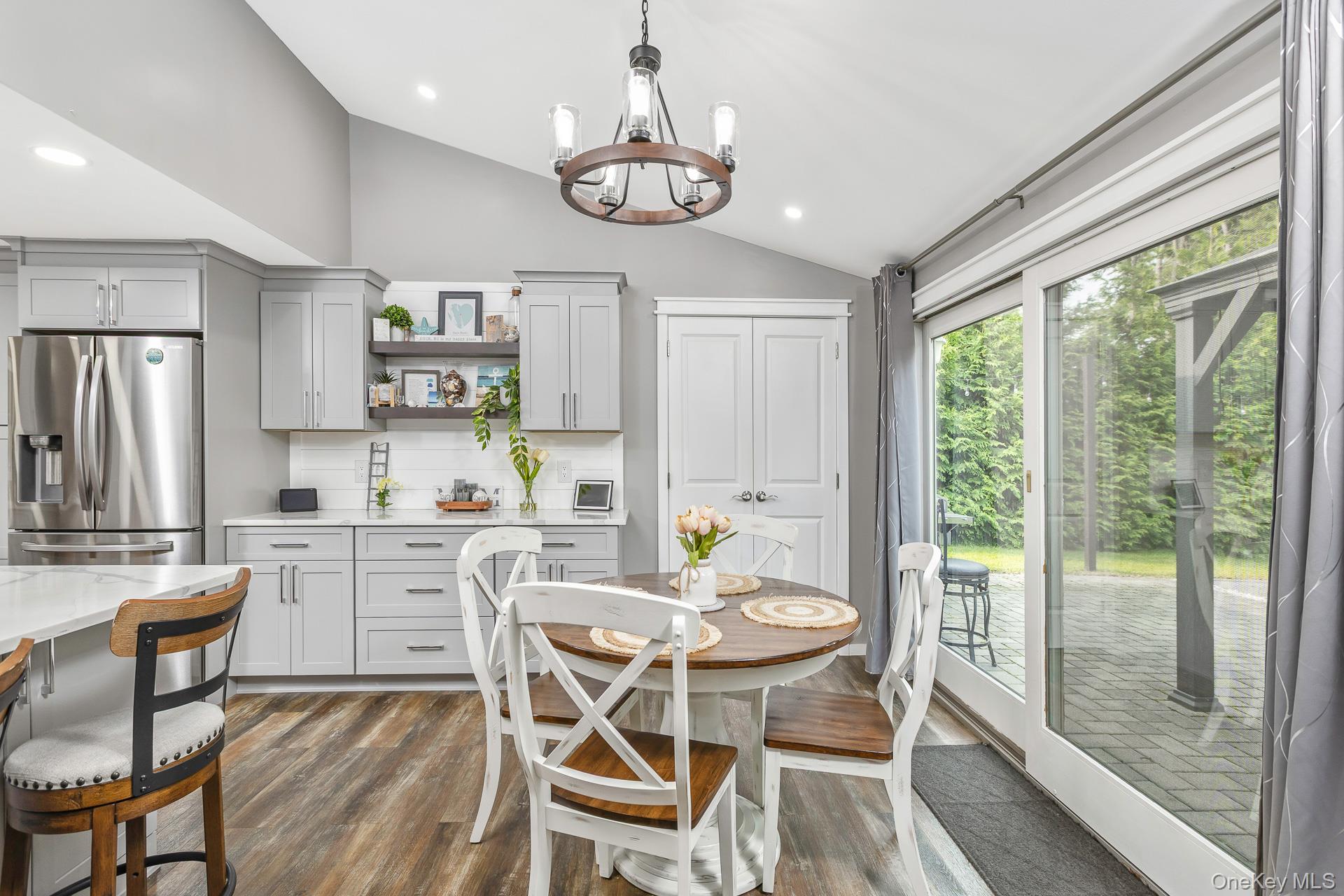 10 Matsunaye Drive, Medford, NY 11763