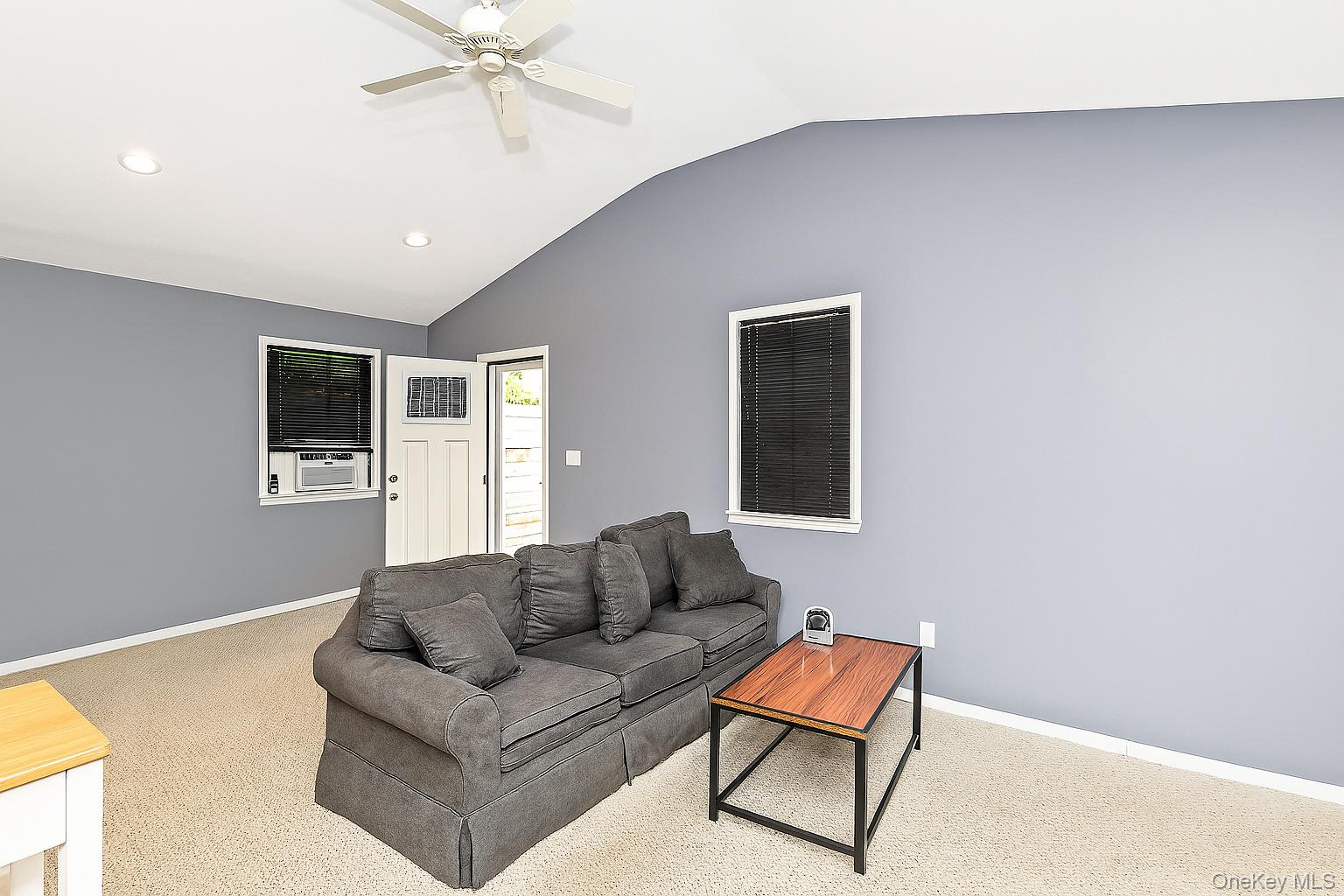 10 Matsunaye Drive, Medford, NY 11763