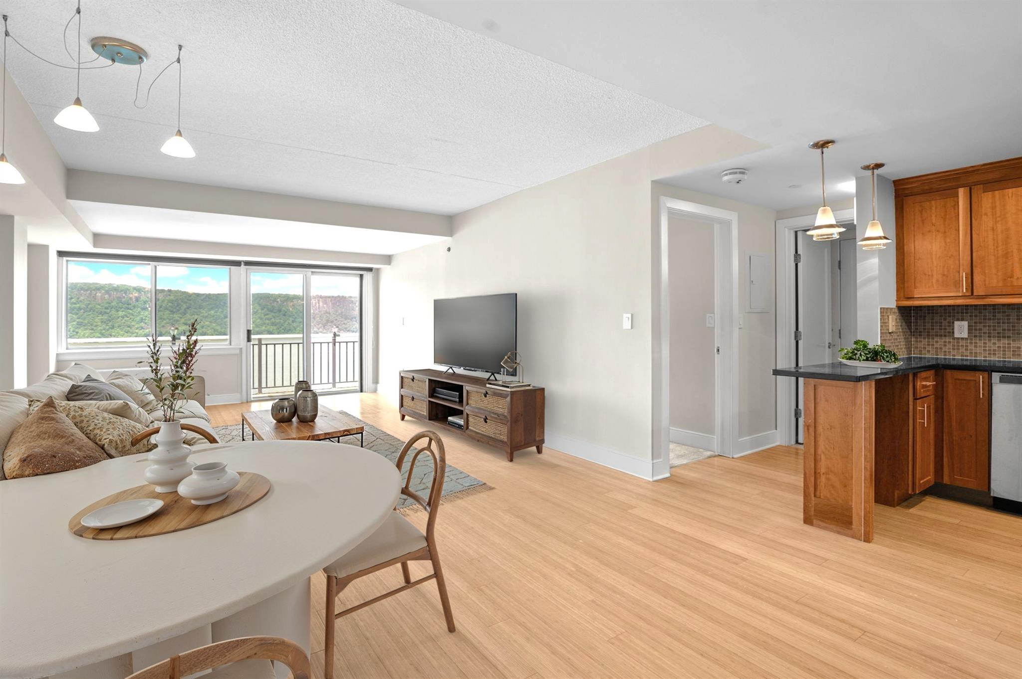 1020 Warburton Avenue # 12F, Yonkers, NY 10701