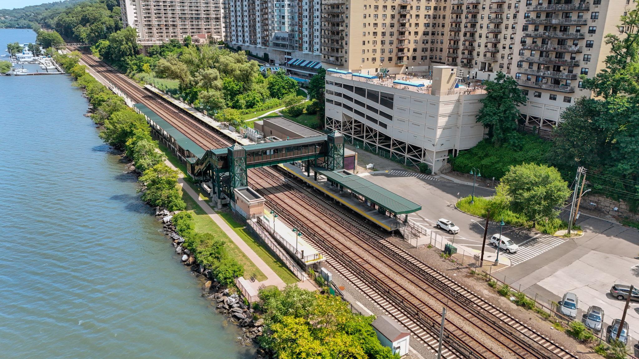 1020 Warburton Avenue # 12F, Yonkers, NY 10701