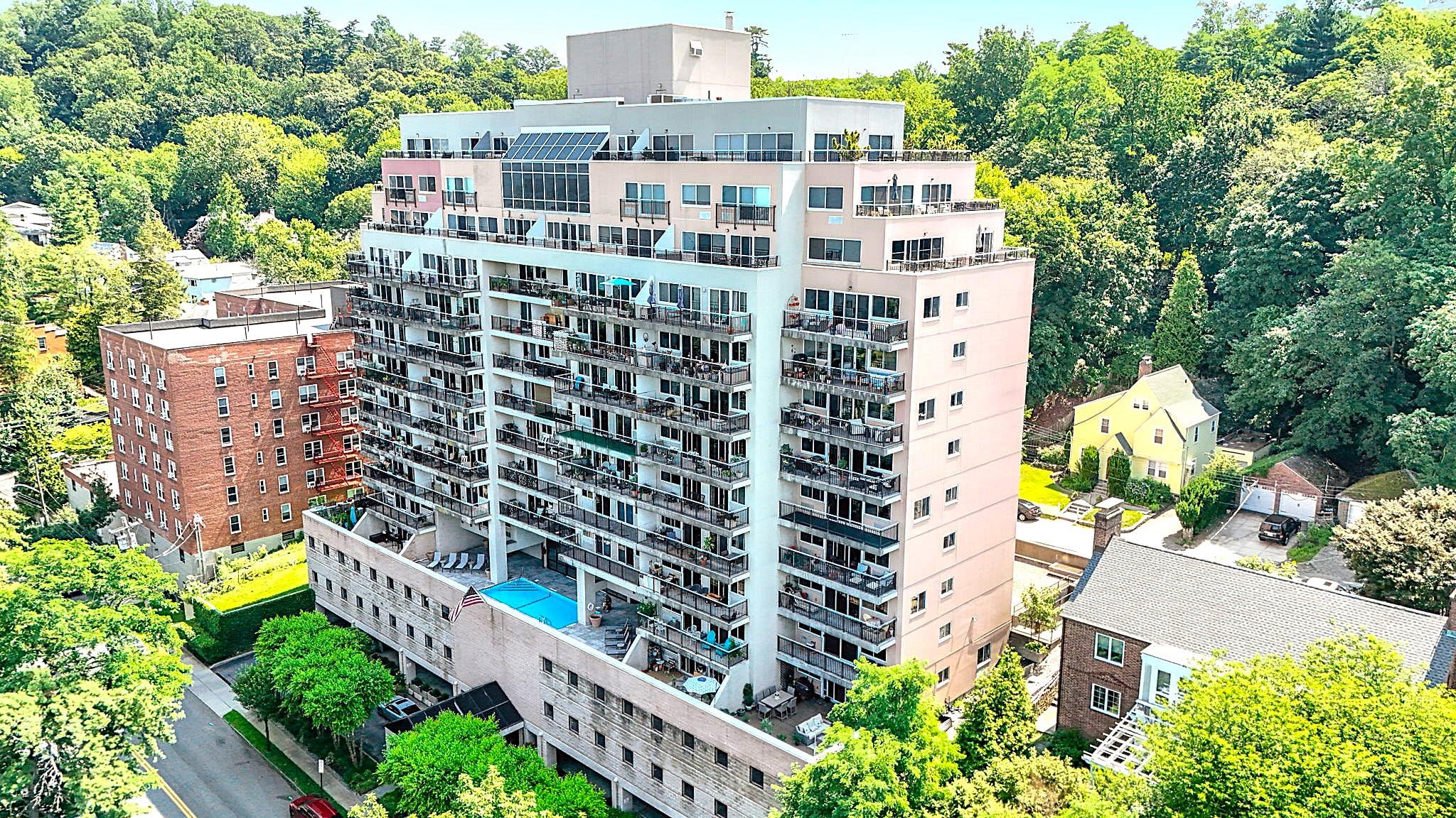 1020 Warburton Avenue # 12F, Yonkers, NY 10701